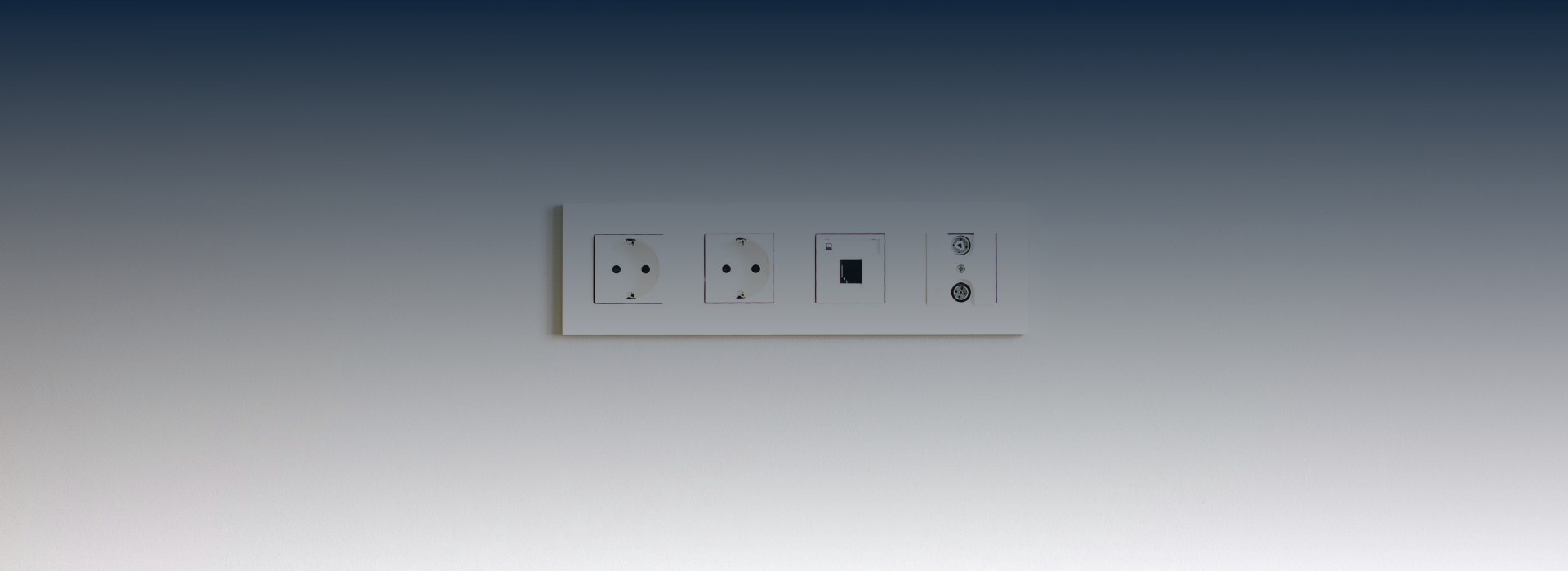 Elektri- ja internetipistikud vajalikus kohas!